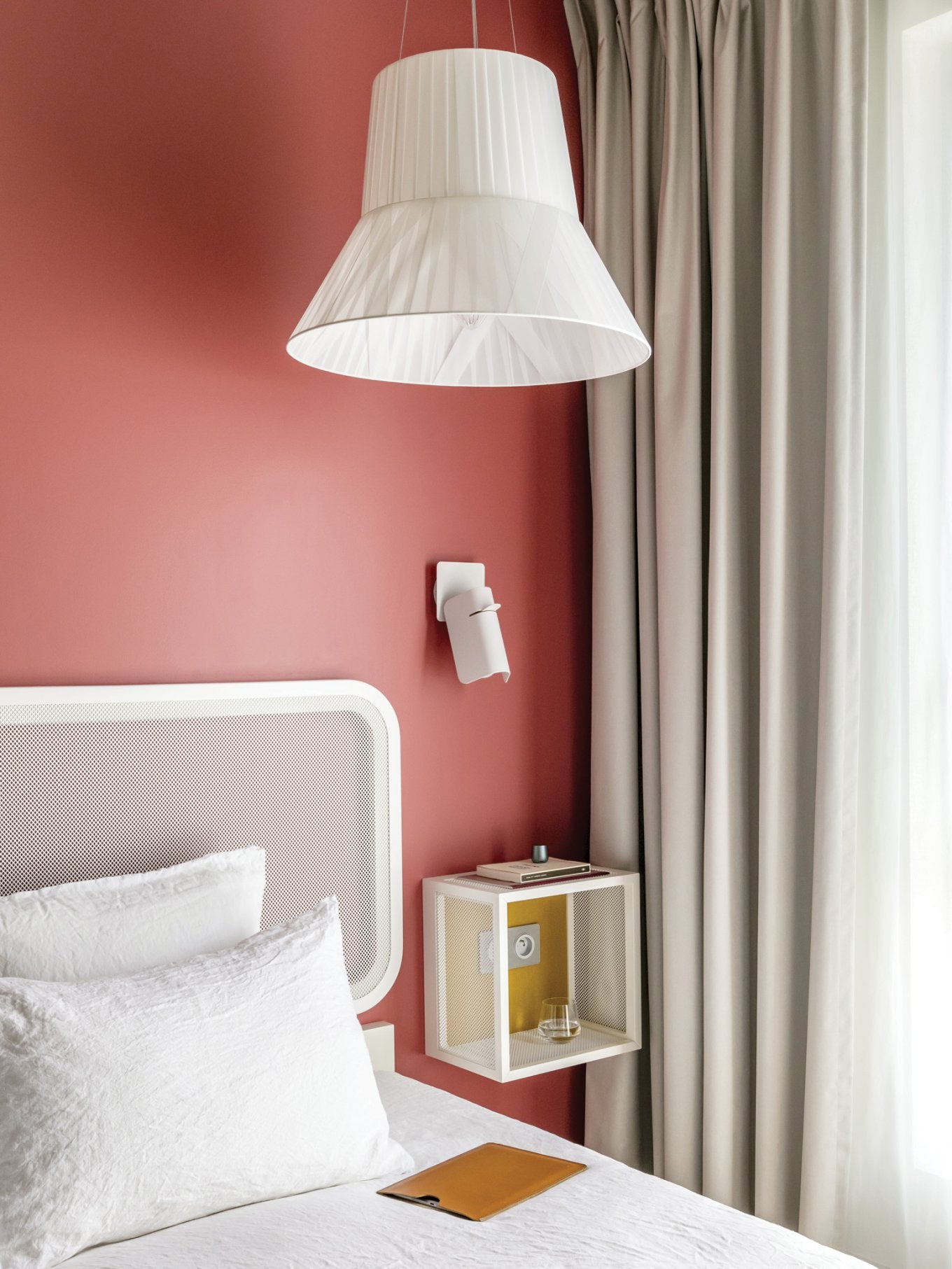 Pendant lamp LIGNE ROSET, Audrey