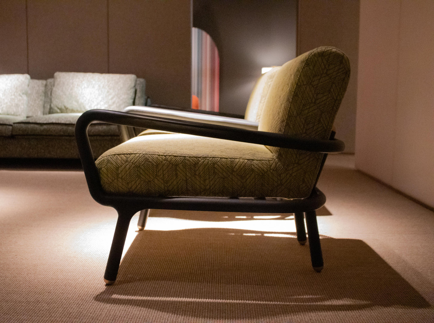 Armchair BLACK TIE, Giro