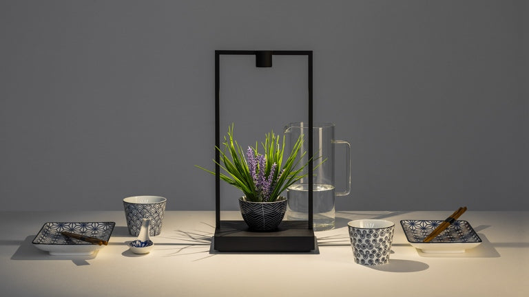 Stalinis šviestuvas ARTEMIDE, Curiosity
